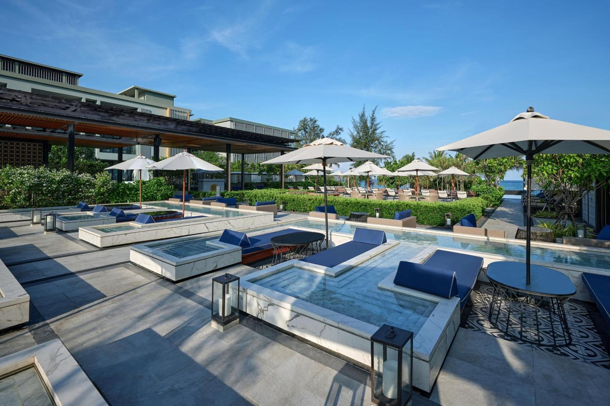 Four Points By Sheraton Phuket Patong Beach Resort Екстер'єр фото