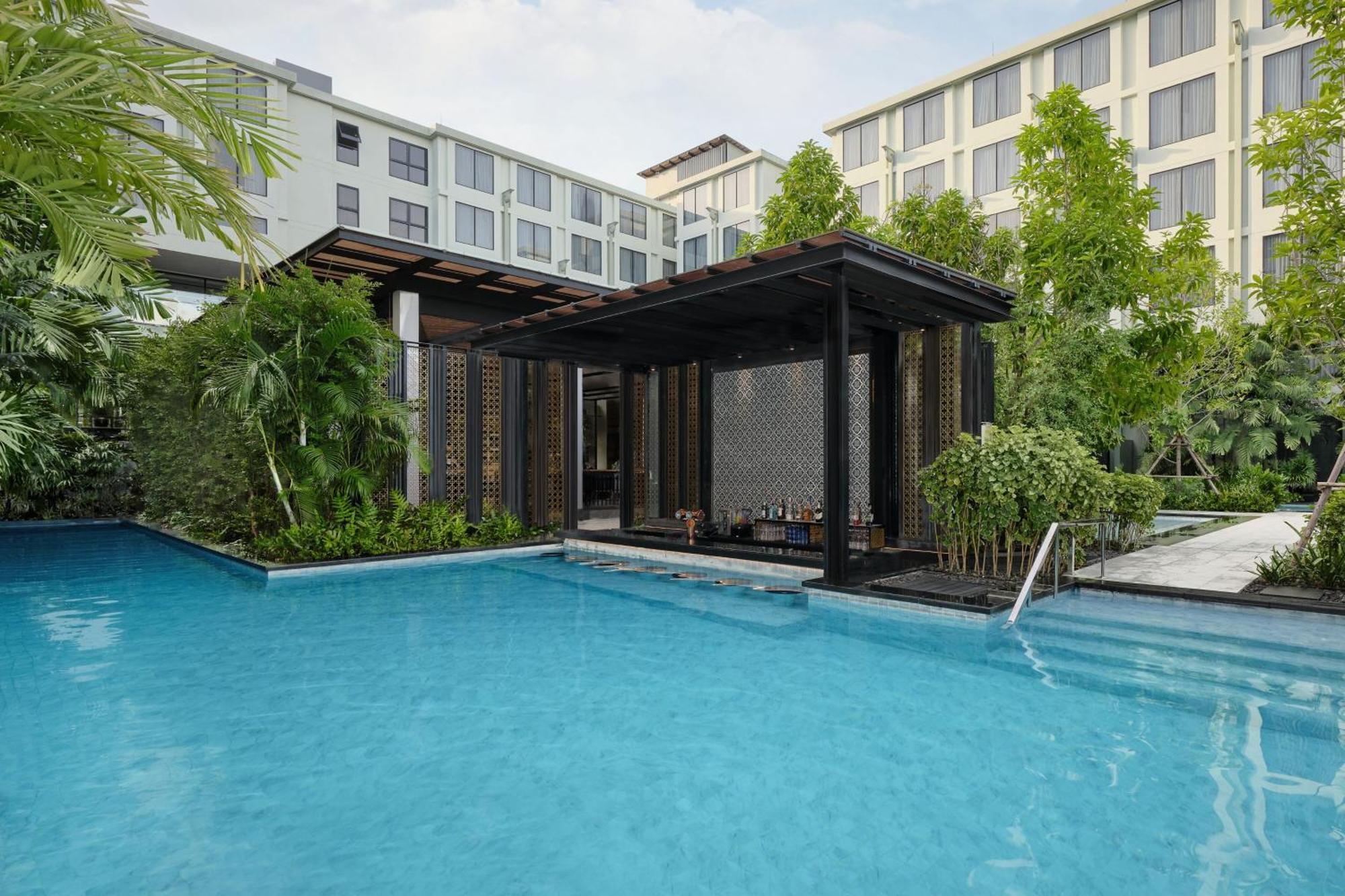 Four Points By Sheraton Phuket Patong Beach Resort Екстер'єр фото