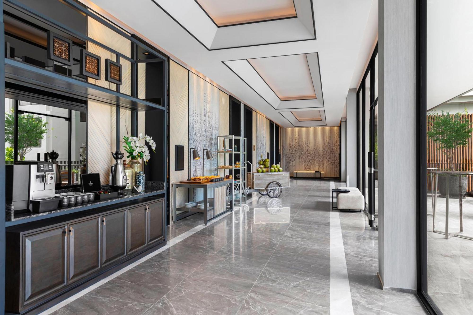 Four Points By Sheraton Phuket Patong Beach Resort Екстер'єр фото
